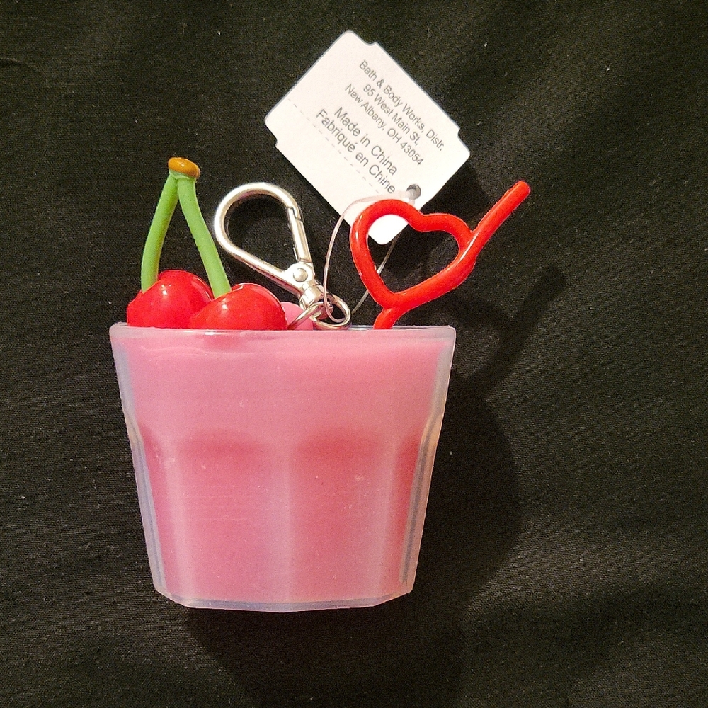 Bath&Body Works Cherry Drink Pocketbac Holder Chain Clip With Heart Straw Design